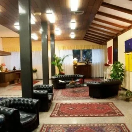 Al Sant'andrea Hotell Sarzana